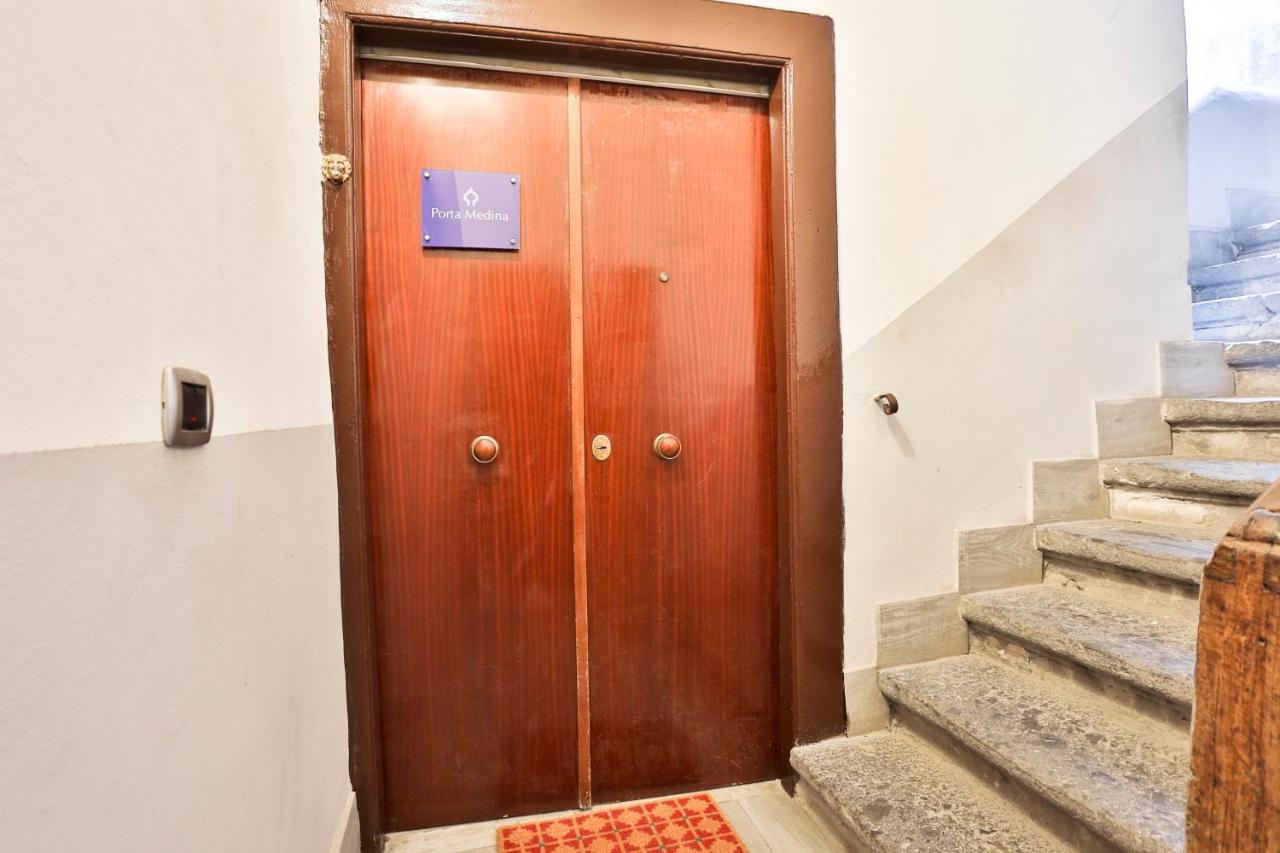 Porta Medina * Napoli